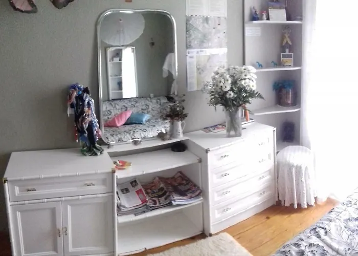 Comfortable House Center *